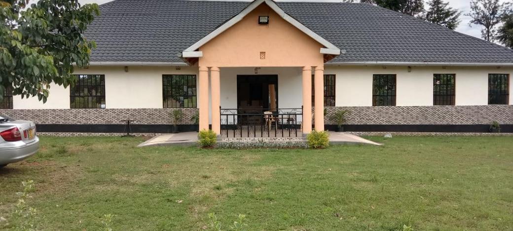 Zion Resort Bungoma Екстер'єр фото